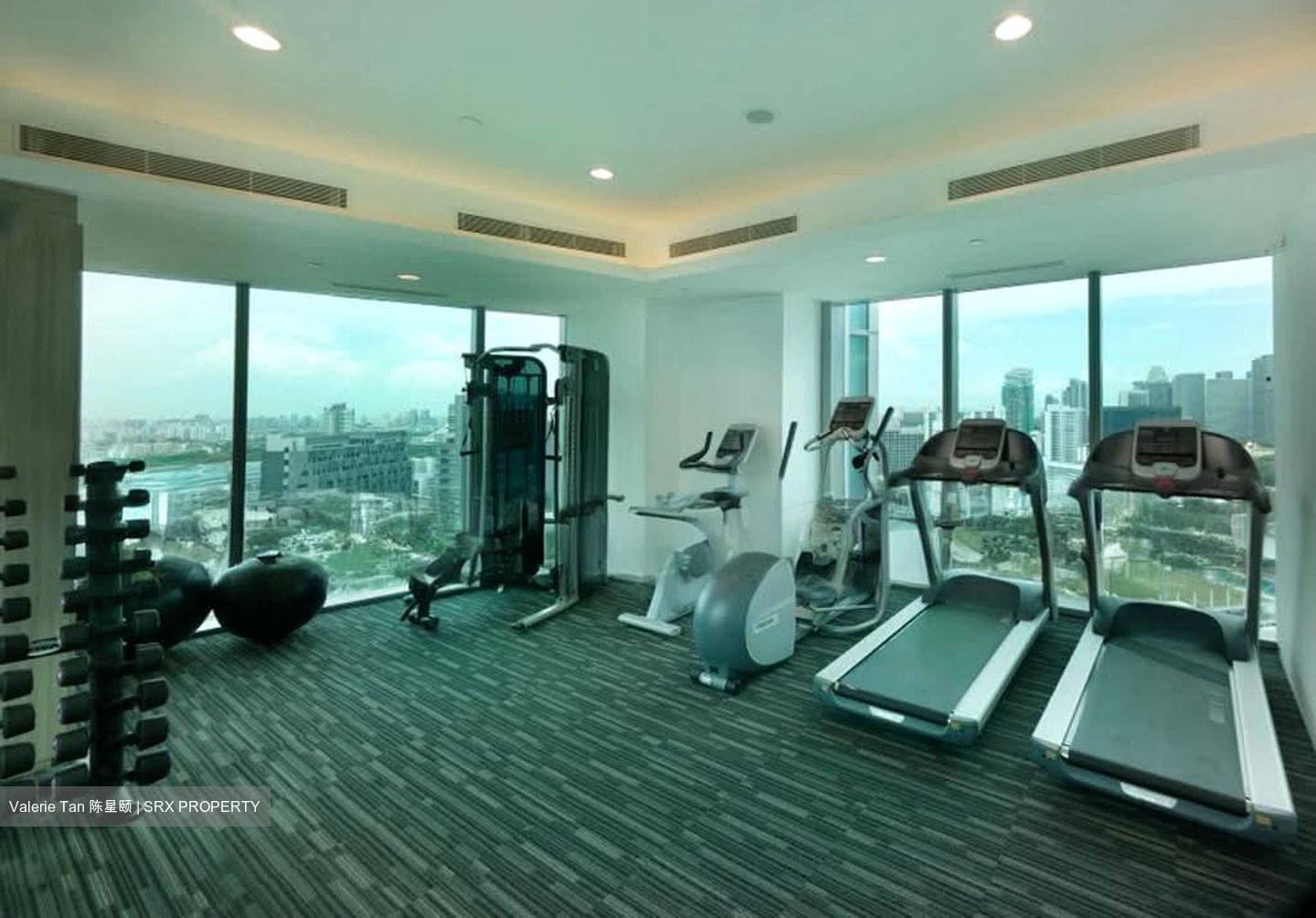 Arc 380 (D8), Office #611764251